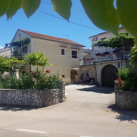 Appartamento Apartman Antica 1