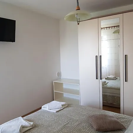 Appartamento Apartman Antica 1